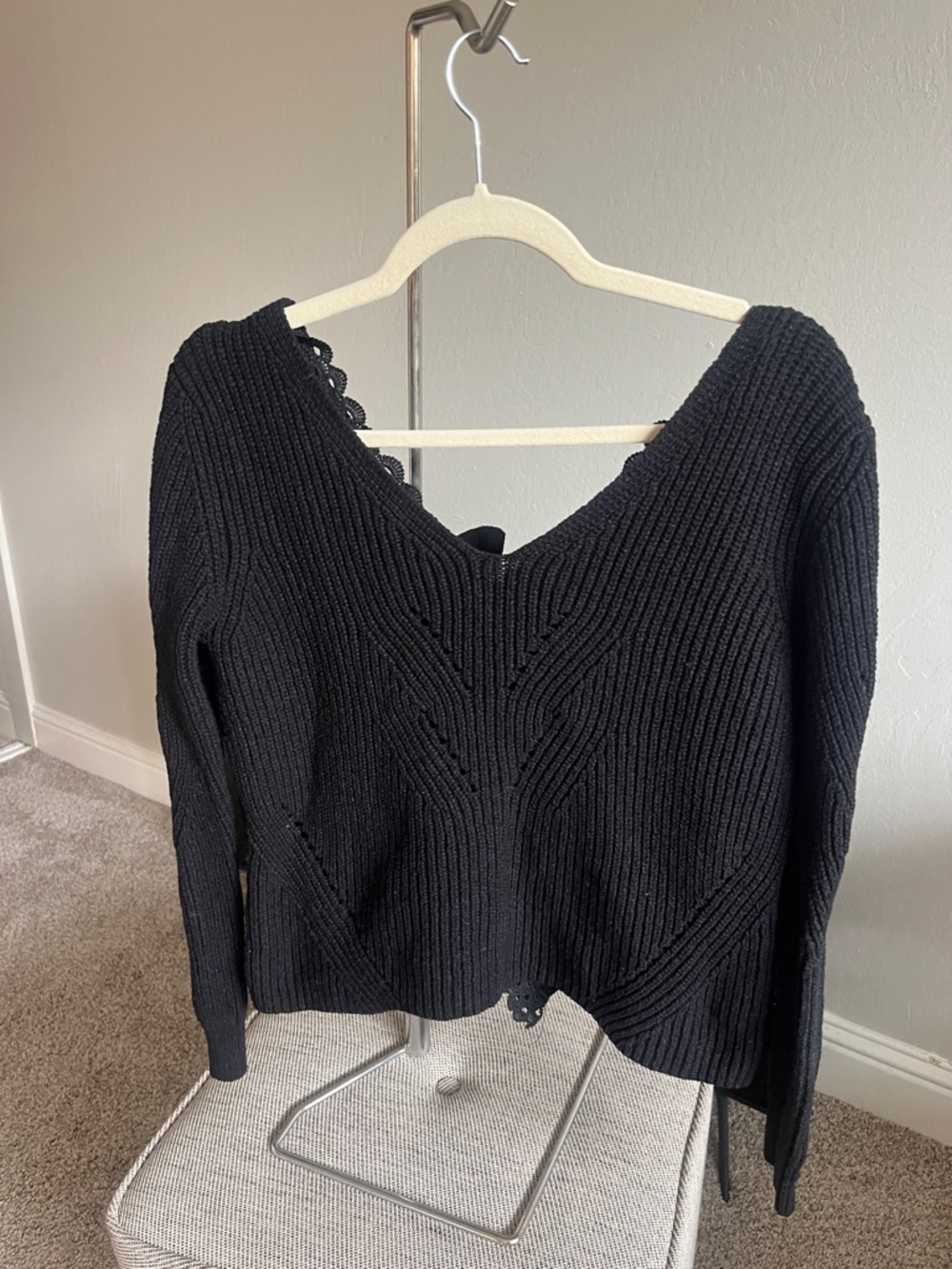 SHEIN Black V-Neck Ribbed Knit Sweater